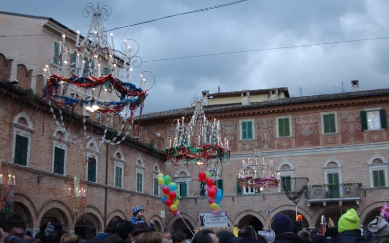 Carnevale di Ascoli, causa maltempo slitta a venerdi’ l’esibizione delle scuole. Il centro sara’ invaso da oltre 1800 alunni