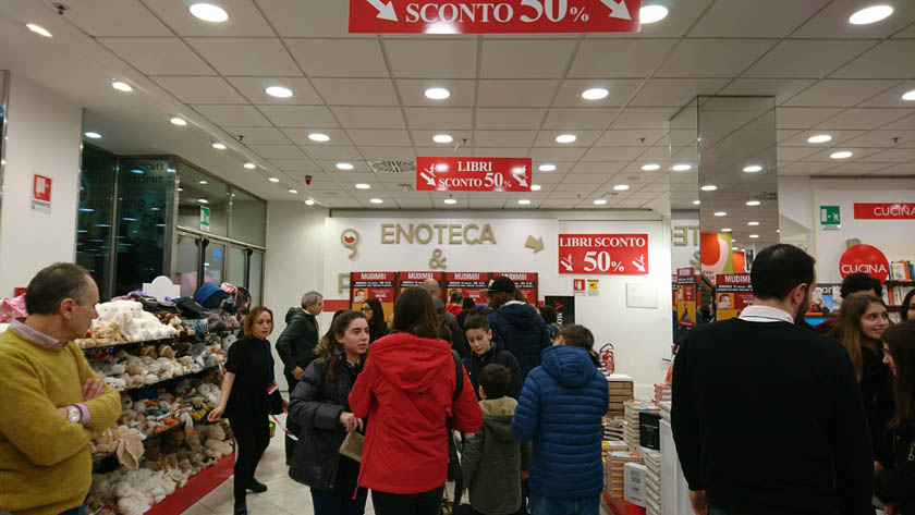 mudimbi alla libreria mondadori