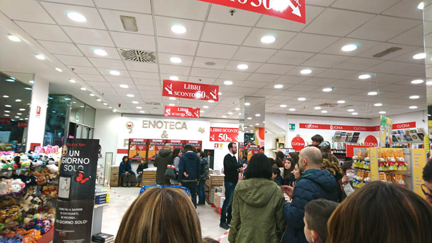 mudimbi alla libreria mondadori