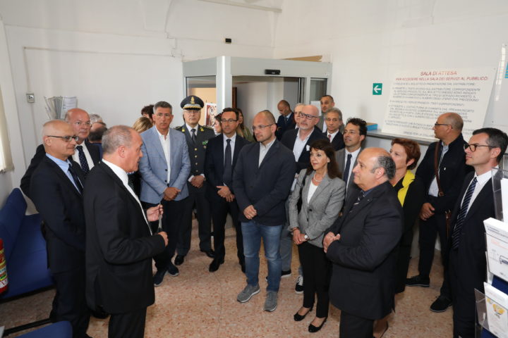 Nuovo Sportello Dell Agenzia Delle Entrate Ad Ascoli Piceno News 24 Nuovo Sportello Dell Agenzia Delle Entrate Ad Ascoli Piceno News 24