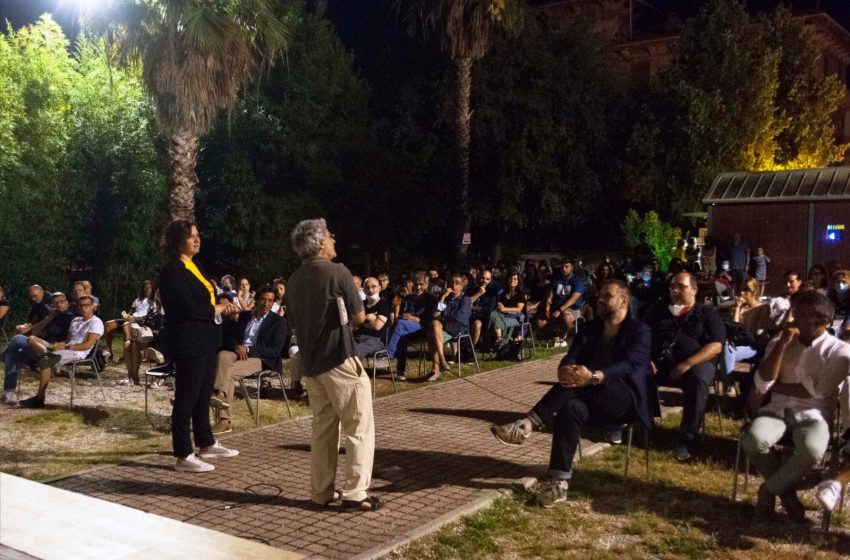 Cinema in giardino