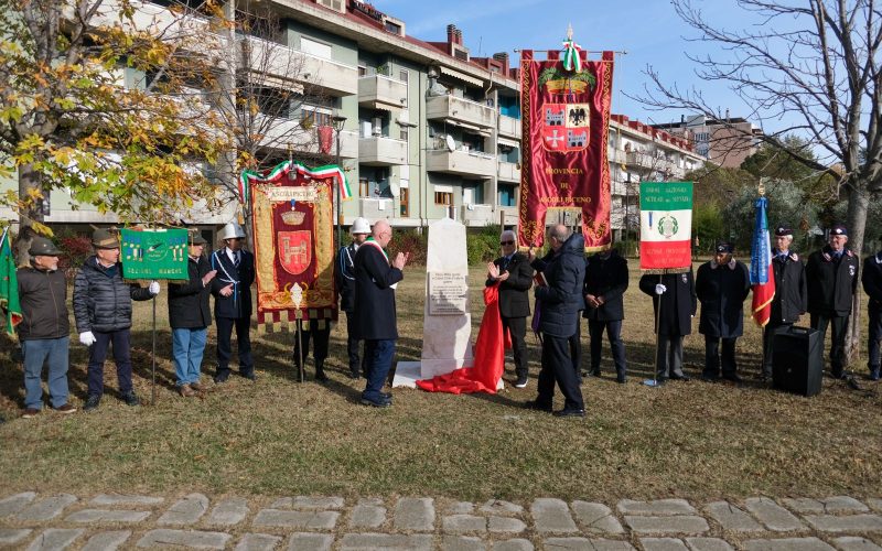 In Largo delle Camelie un monumento al Milite Ignoto