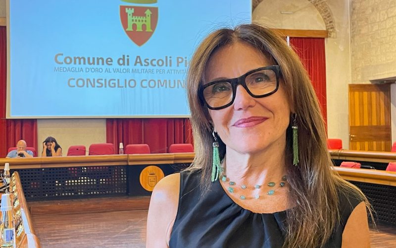 Ascoli, Etta Cesari entra in Consiglio Comunale al posto di Daniela Massi