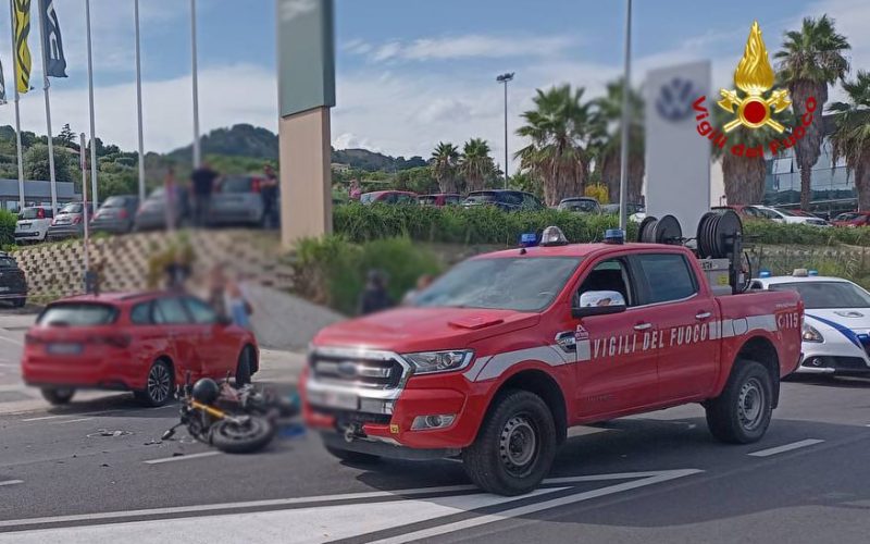San Benedetto, scontro tra auto e moto, un centauro perde la vita