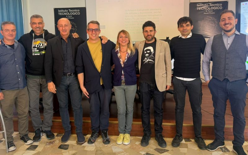 Il futuro dell’IIS “Fermi Sacconi CPIA” viaggia su quattro ruote: nuova tappa per il progetto Lab Mobile