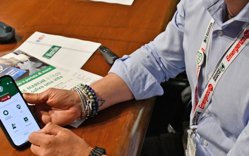 Marche più sicure: oltre 3.000 first responder e 2.400 defibrillatori pronti a salvare vite