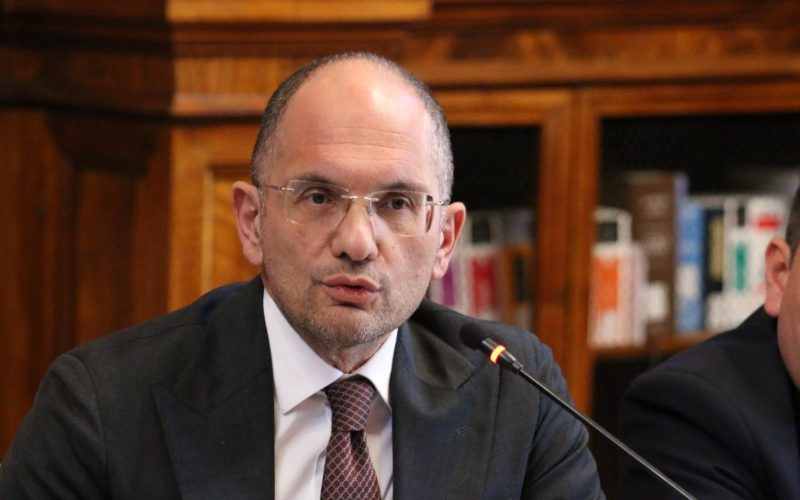 Castelli: &ldquo;La ricostruzione avanza e lo dicono i numeri&rsquo;