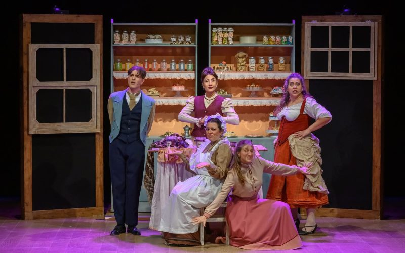“Che pasticcio Mrs Peach, il musical”  arriva al PalaFolli per Ascolinscena
