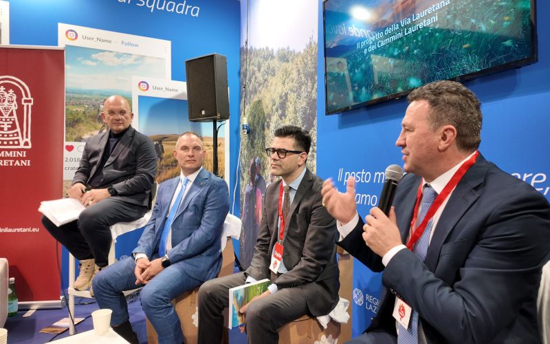 I Cammini della Rinascita e Camminando nel Cratere, presentate due iniziative per valorizzare i percorsi di turismo lento nell’Appenino centrale