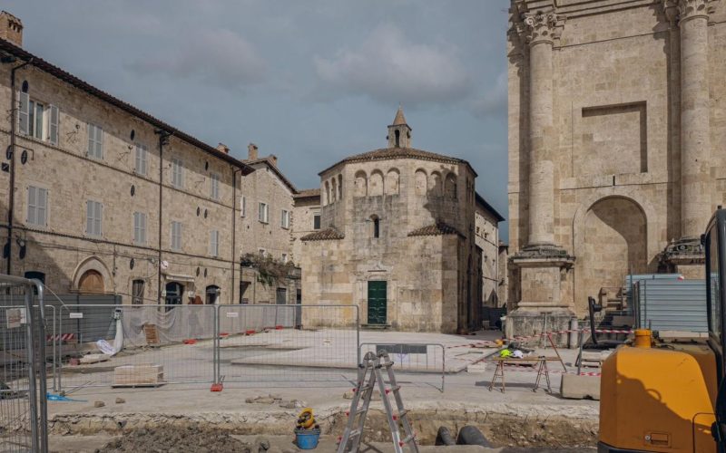 Giornate Europee dell&rsquo;Archeologia, il 13 e 14 giugno apre al pubblico il cantiere di Piazza Arringo con visite guidate ed esposizione dei reperti emersi dagli scavi