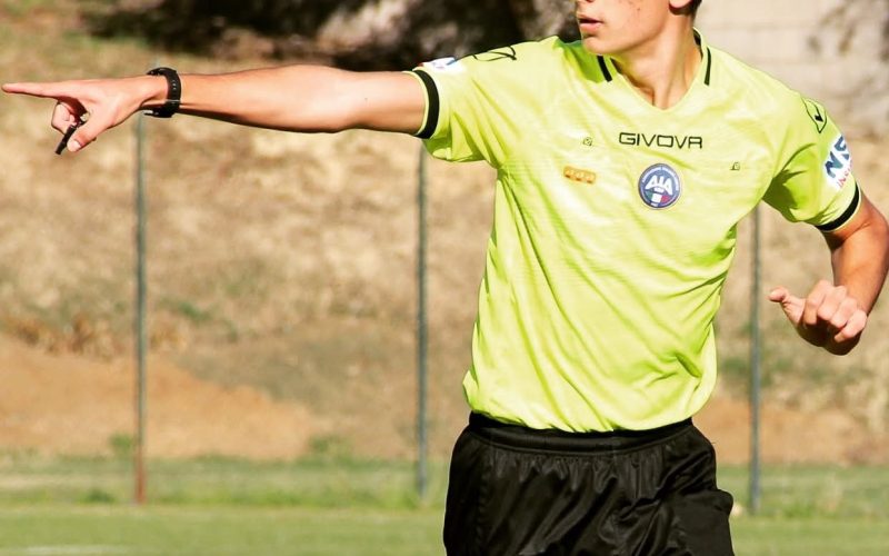 Il giovane arbitro ascolano Mattia Rosa debutta in Promozione