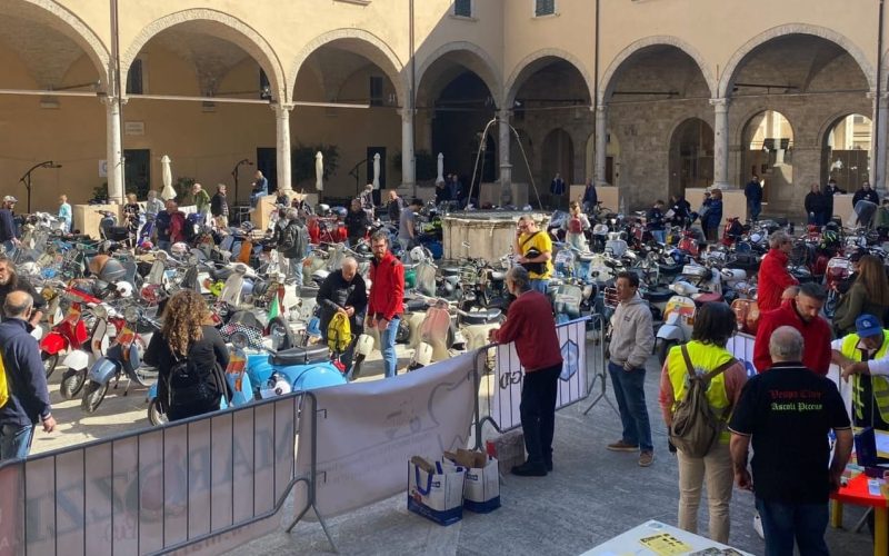 Domenica 19 aprile Ascoli farà da cornice al quarto raduno dedicato a Vespa e Vespa Sidecar