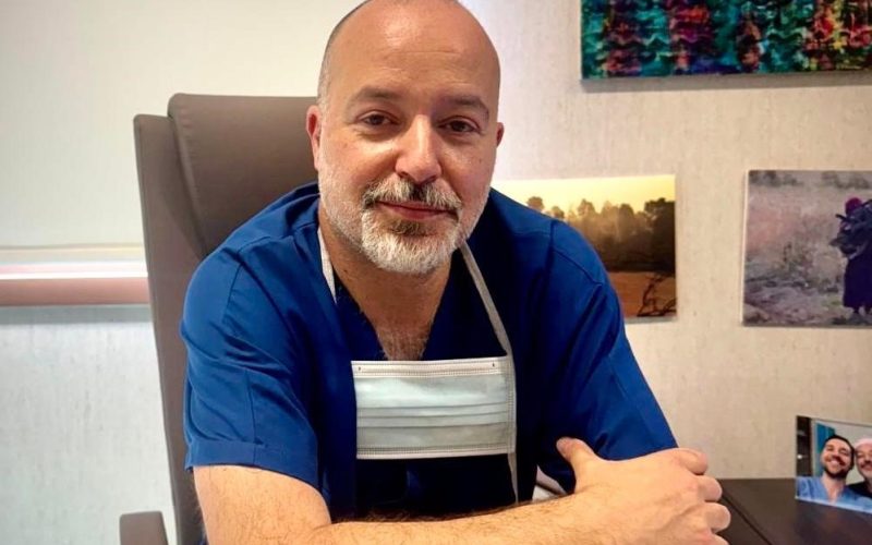 Due interventi di chirurgia vascolare al ‘Mazzoni’ con Emanuele Gatta del Torrette