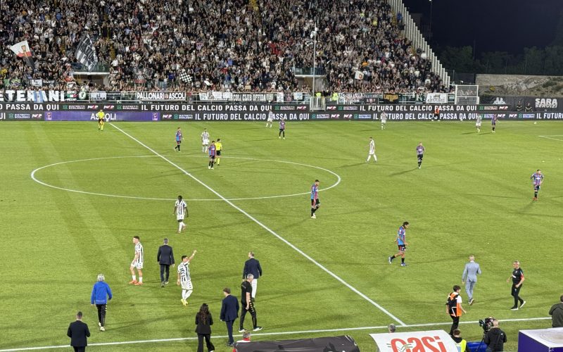 L’Ascoli disintegra il Catania e cala il poker