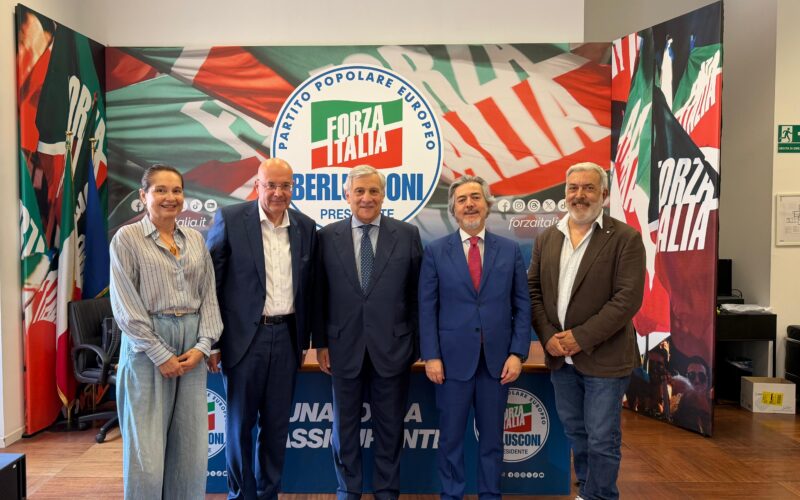 Ascoli, l’assessore Silvestri torna in Forza Italia