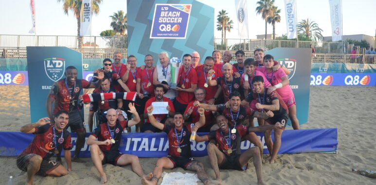 Samb Beach Soccer, &egrave; trionfo in Coppa Italia: Napoli ko 1-3, rossobl&ugrave; di nuovo sul tetto d&rsquo;Italia