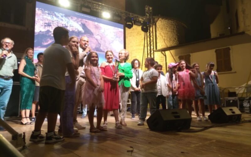 Acquasanta Terme, si chiude con successo la Festa del Patrono: applausi per la Grotta d’Argento e nuovo corso della Pro Loco