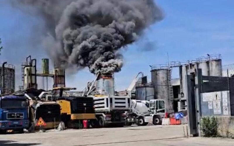 Adriatica Bitumi, nuovo incendio. Morganti e Cardilli chiedono un tavolo urgente in Prefettura