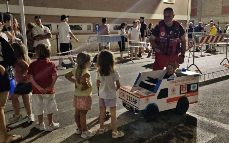 Notte Bianca di Piazza Immacolata: due stand per la Croce Rossa