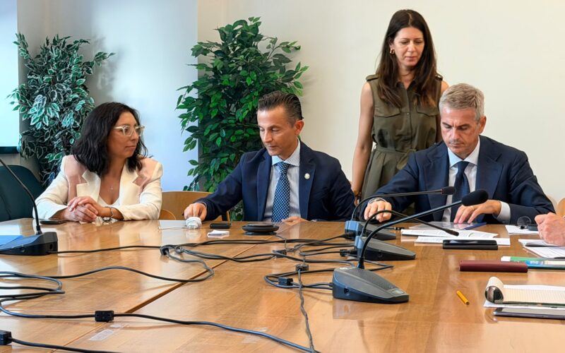 Area di crisi Val Vibrata–Valle del Tronto Piceno. L’assessore regionale Pantaloni: “Cento milioni di euro a difesa del lavoro”
