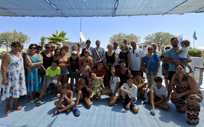 Grottammare e Venarotta rafforzano il loro legame: firmato il Patto di Amicizia e Solidarietà. Tantissime presenze alla cerimonia presso la piazzetta dello Chalet Baloo