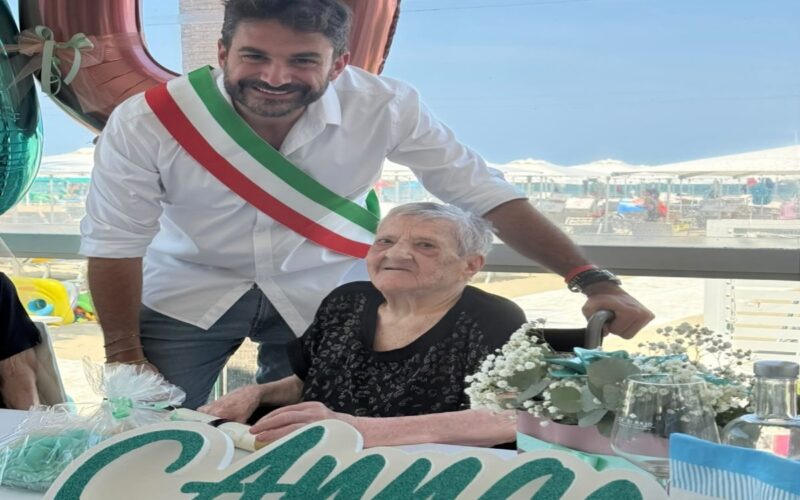 Dalla Seconda Guerra Mondiale ai sacrifici nei mercati di piazza in piazza, la storia di Anna e il suo legame con San Benedetto