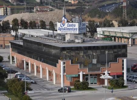 San Benedetto, il Centro Agroalimentare divide la politica. La scelta per il rinnovo degli organi sociali slitta al 10 settembre