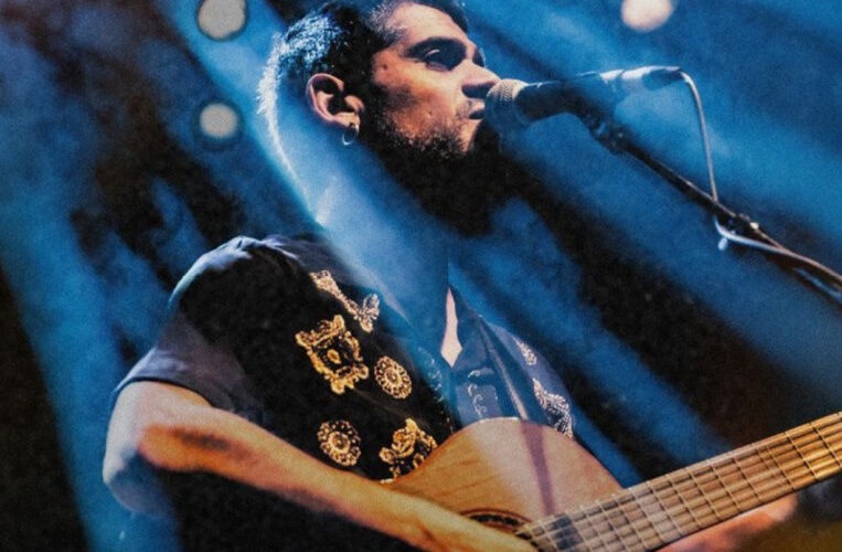 Mannarino in concerto al porto di San Benedetto, domenica il gran finale del Sunbeach Weekend