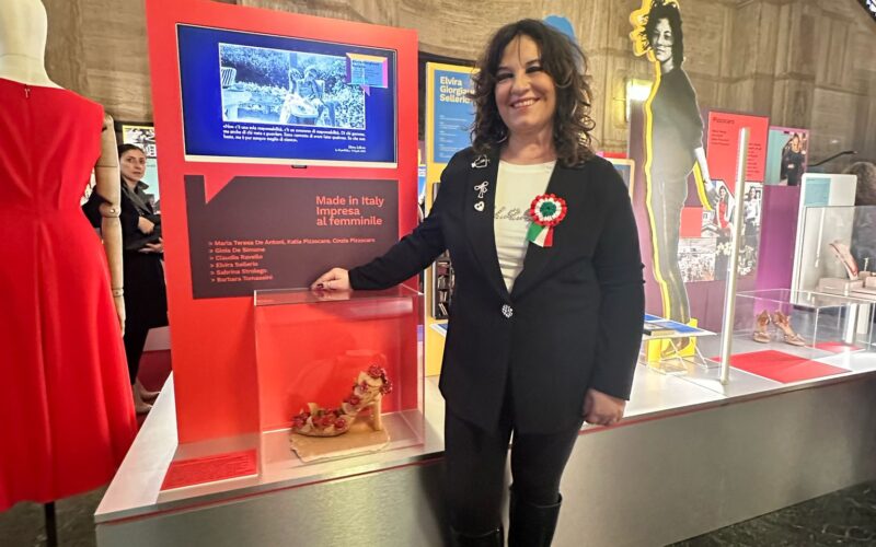 Ascoli Piceno, la ‘Scarpa di Eva’ torna in città dopo la mostra del Mimit. La presidente Cna impresa donna Tomassini: “Esperienza straordinaria”