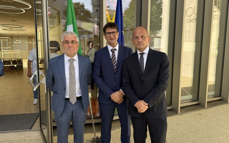 Scuole, Castelli: “Nel cratere investimenti nelle scuole fino a 800 milioni’
