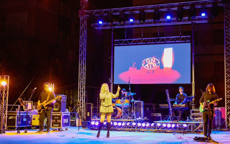 Ascoli Piceno, grande successo per il tour estivo degli On Air Band: 43 date in giro per l’Italia e un’estate all’insegna della musica